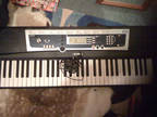 Yamaha Keyboard Ypt-210